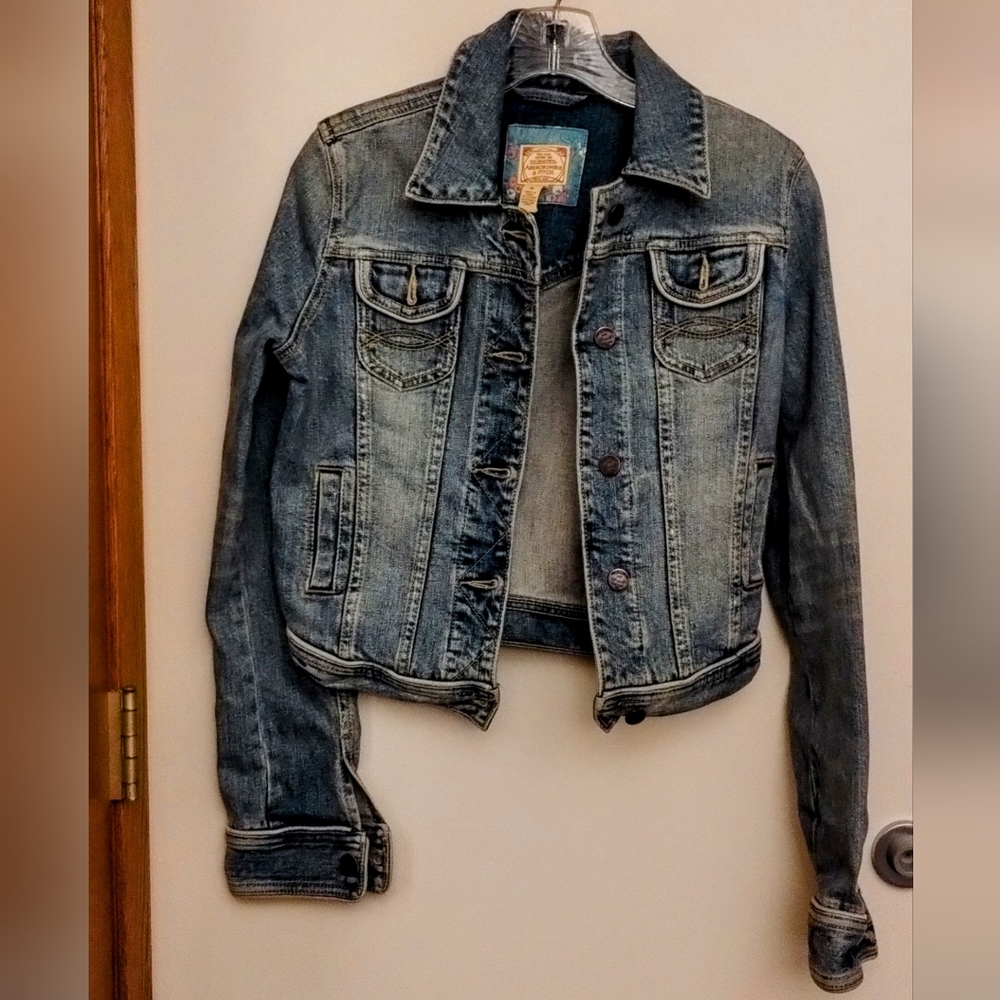 Abercrombie and Fitch woman's small jean jacket